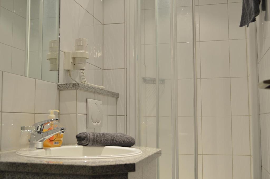 Abant Hotel Frankfurt Obertshausen Kamer foto