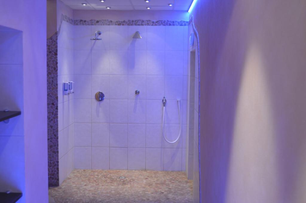 Abant Hotel Frankfurt Obertshausen Buitenkant foto