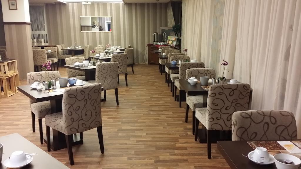 Abant Hotel Frankfurt Obertshausen Buitenkant foto
